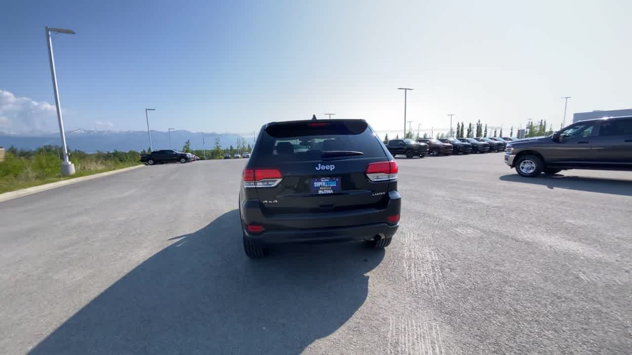 Thumbnail: 2022 Jeep Grand Cherokee - 11