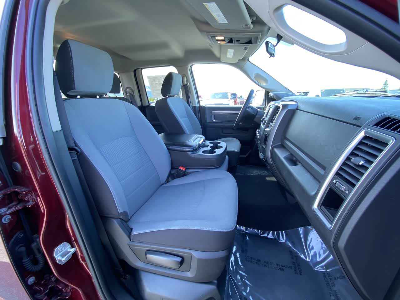 Thumbnail: 2024 RAM 1500 Classic - 25