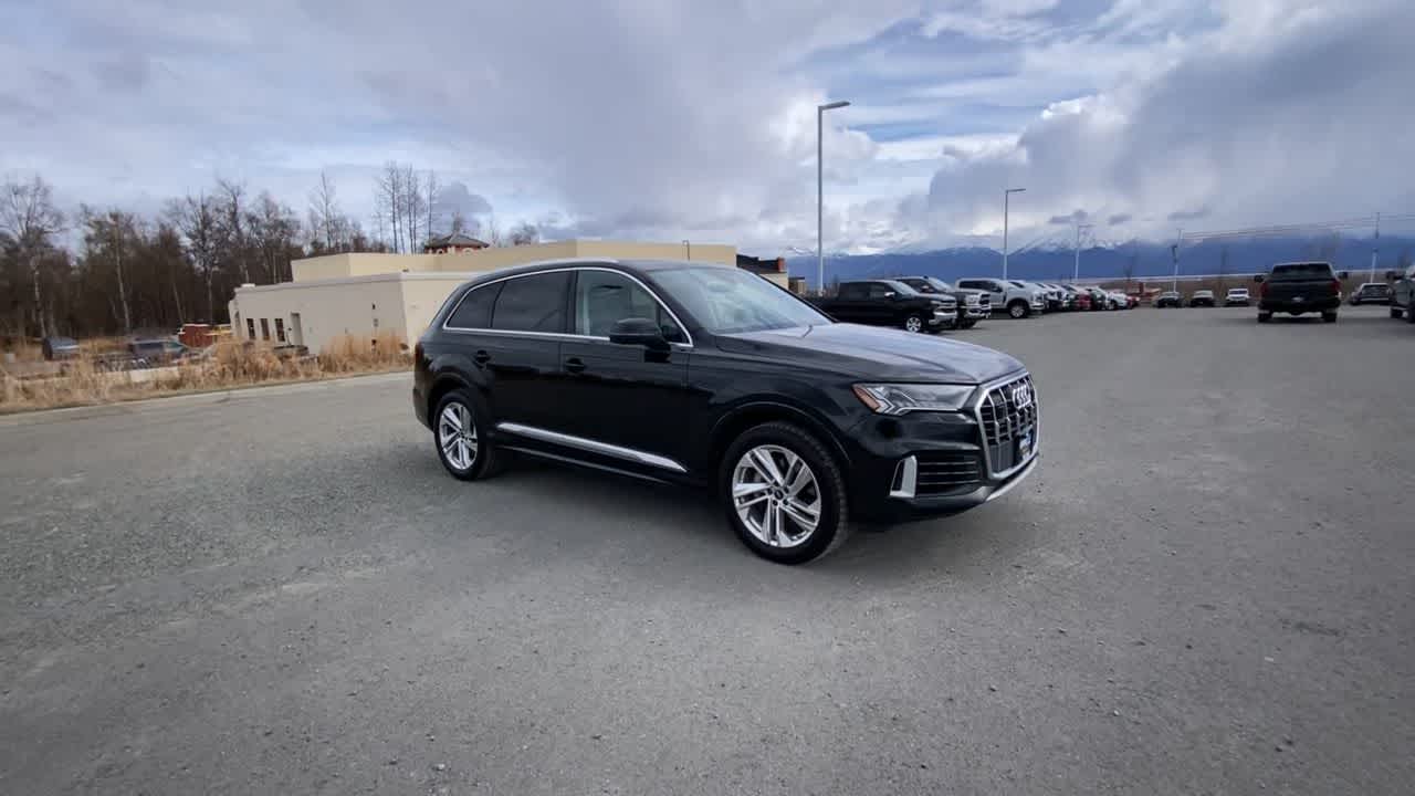 Thumbnail: 2023 Audi Q7 - 10