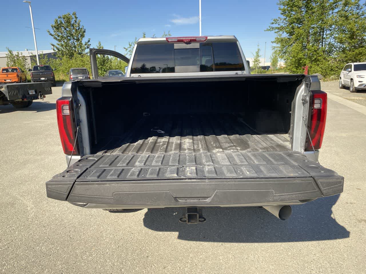 Thumbnail: 2024 GMC Sierra 2500 - 24