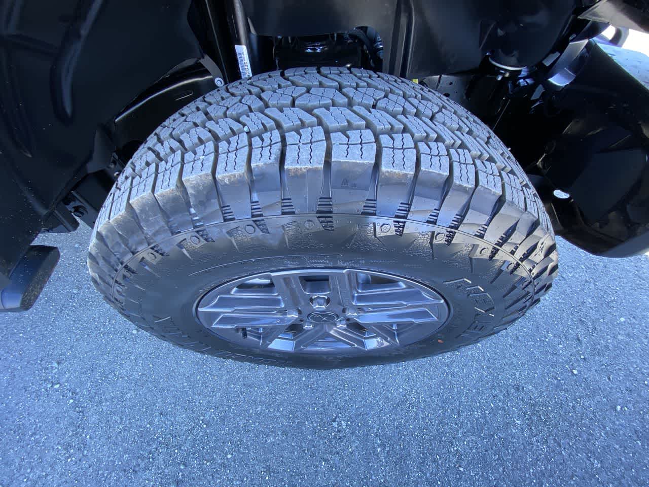 Thumbnail: 2025 Jeep Wrangler - 10