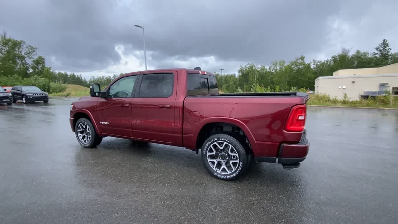 Thumbnail: 2025 RAM 1500 - 9