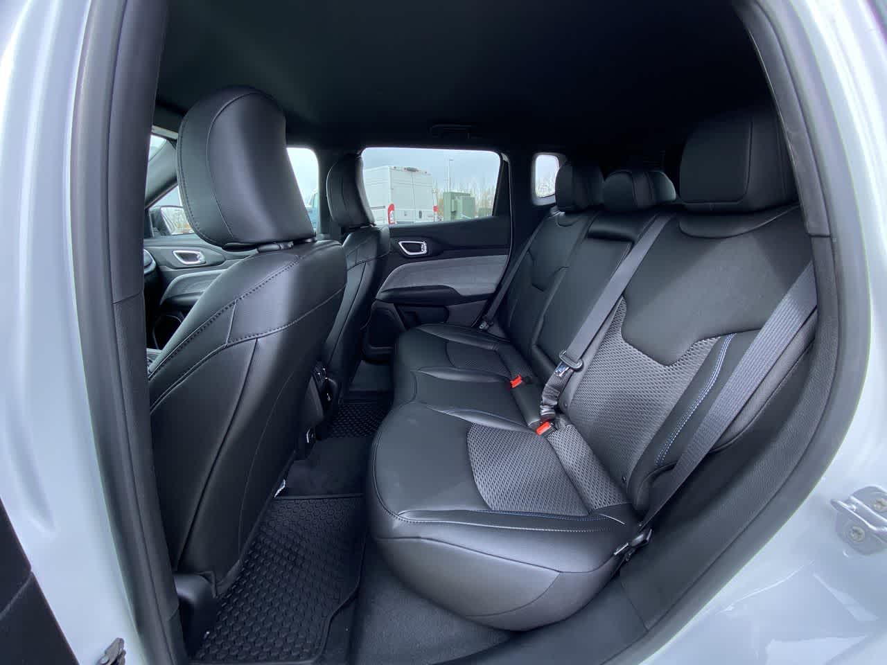 Thumbnail: 2025 Jeep Compass - 23