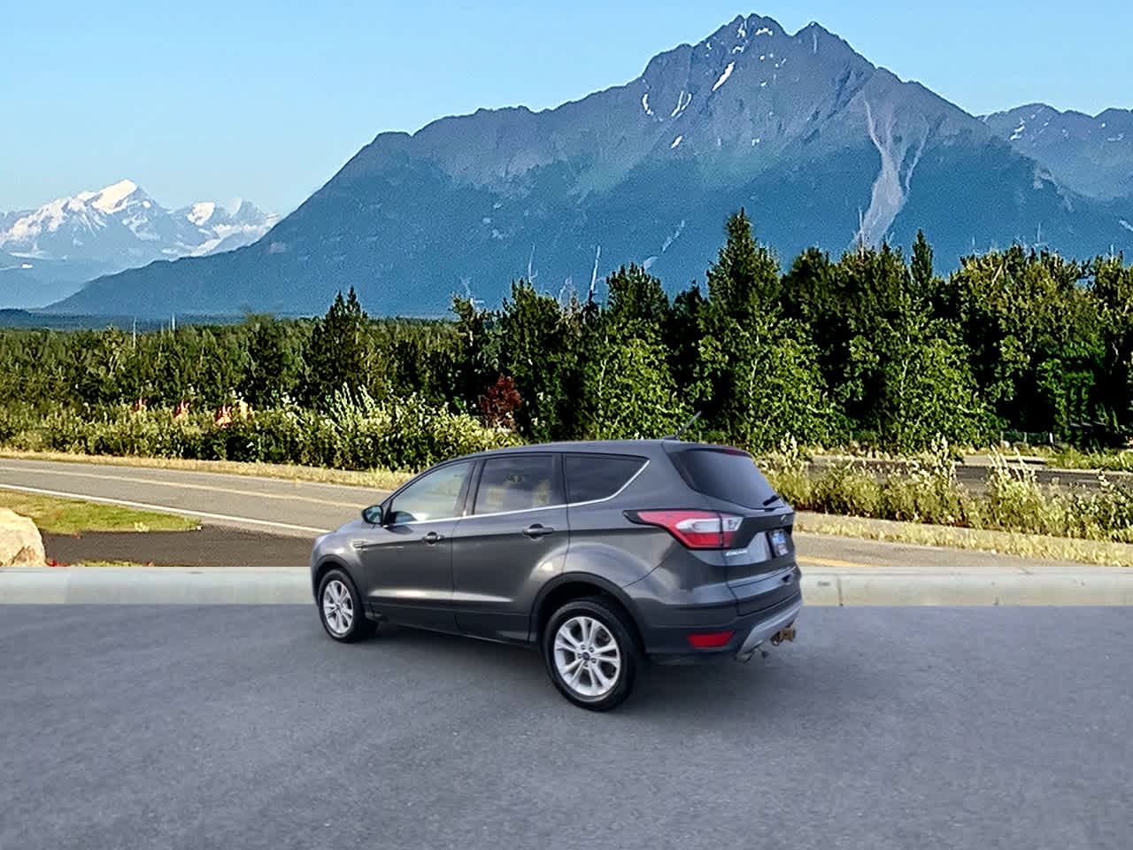 Thumbnail: 2017 Ford Escape - 4