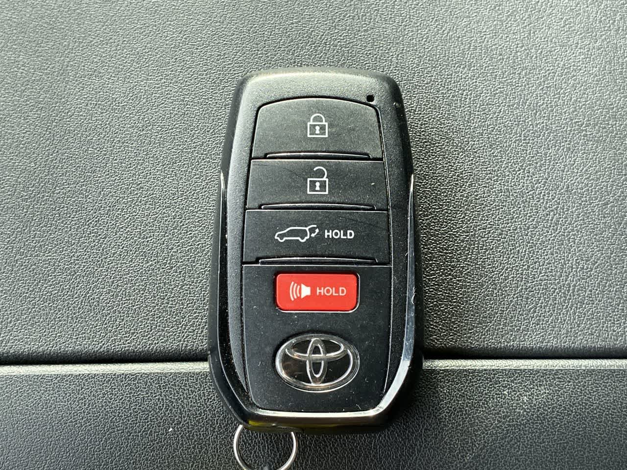 Thumbnail: 2024 Toyota Highlander - 24