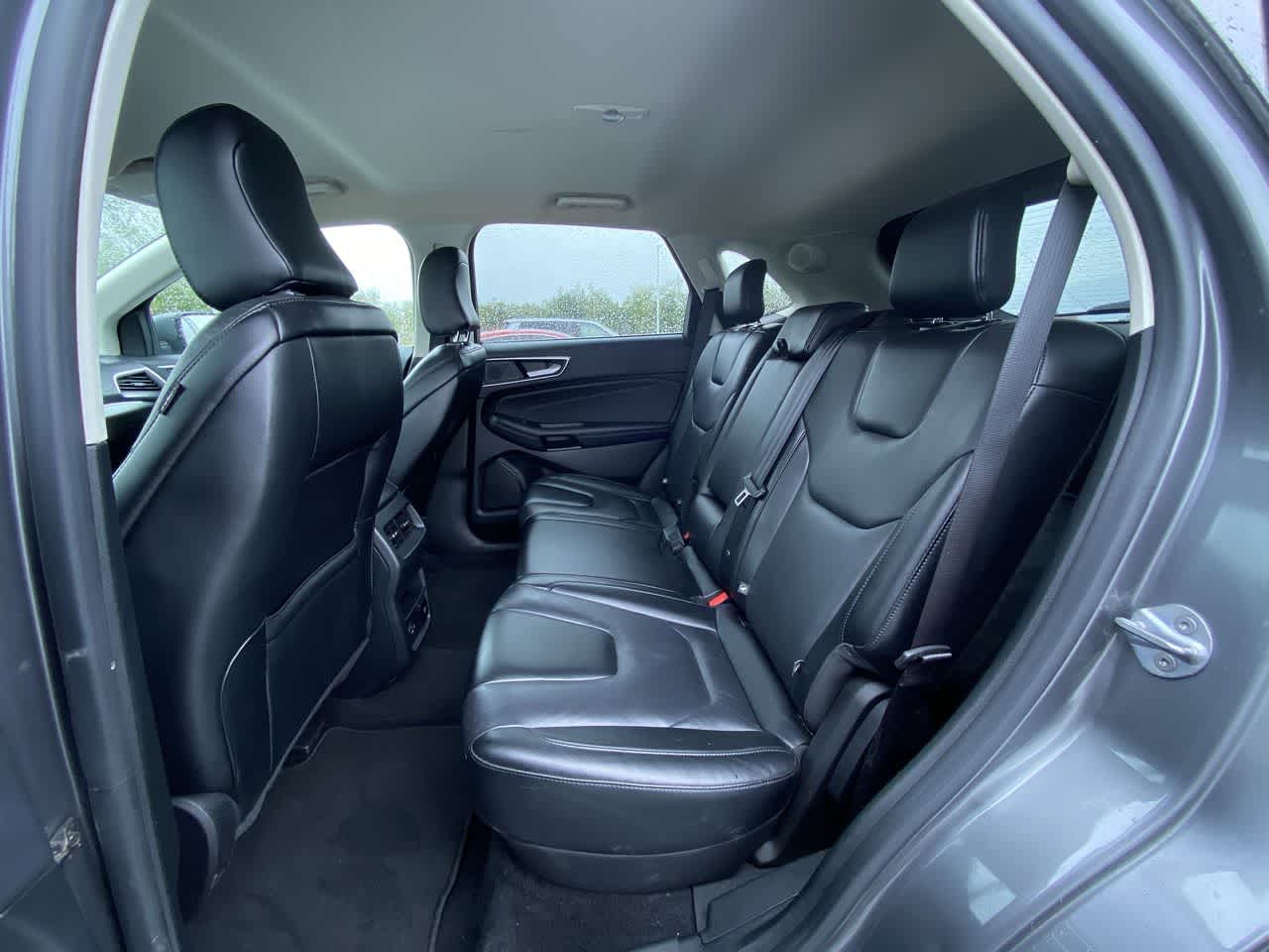 Thumbnail: 2022 Ford Edge - 29