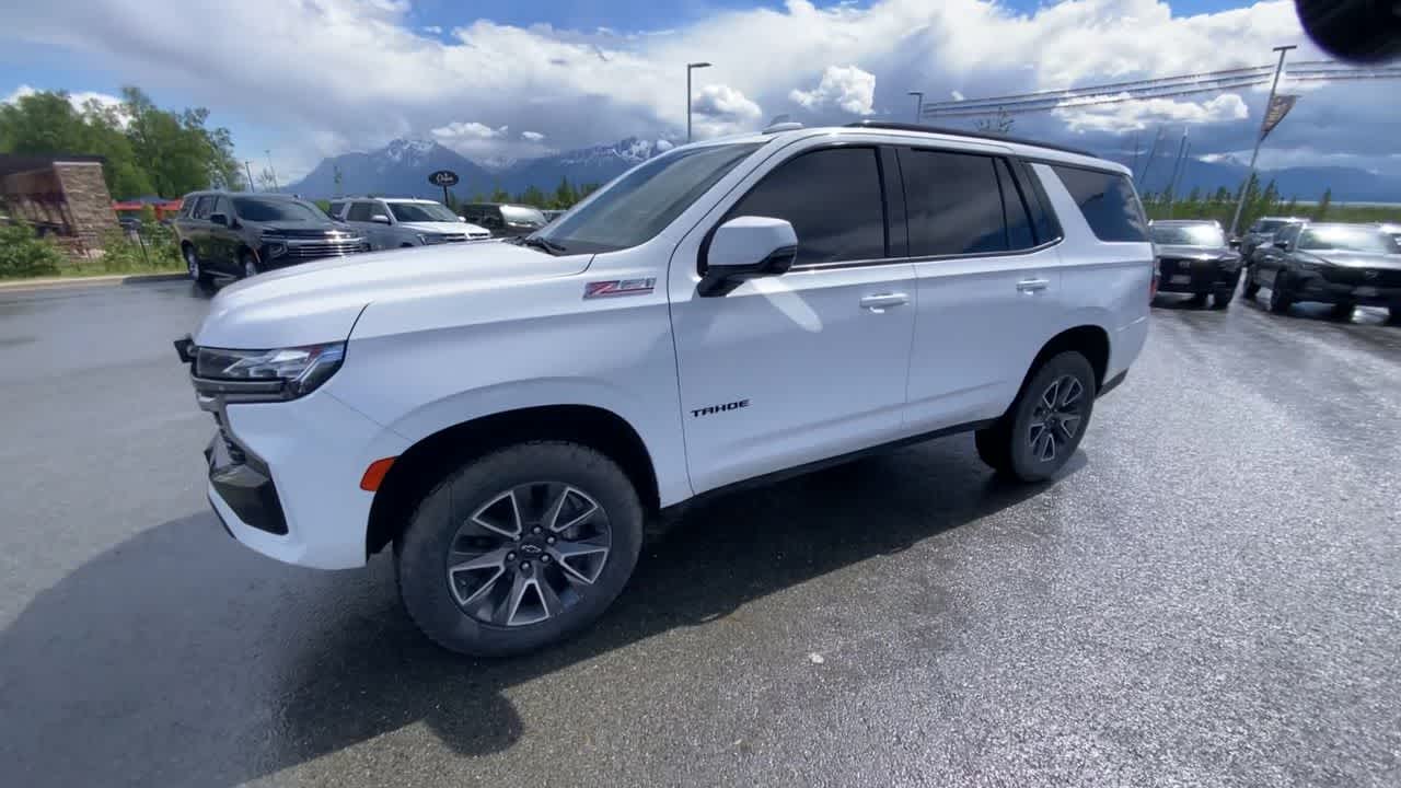 Thumbnail: 2021 Chevrolet Tahoe - 9