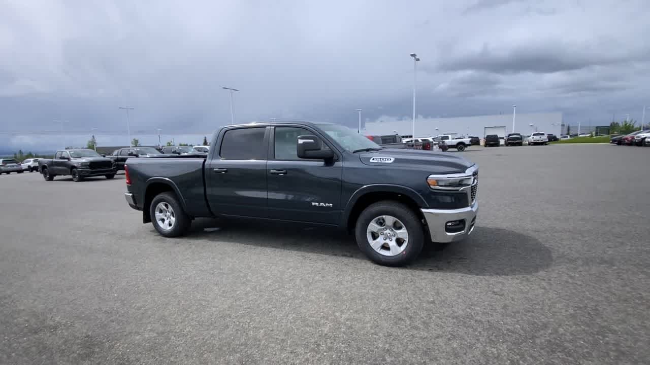 Thumbnail: 2025 RAM 1500 - 10