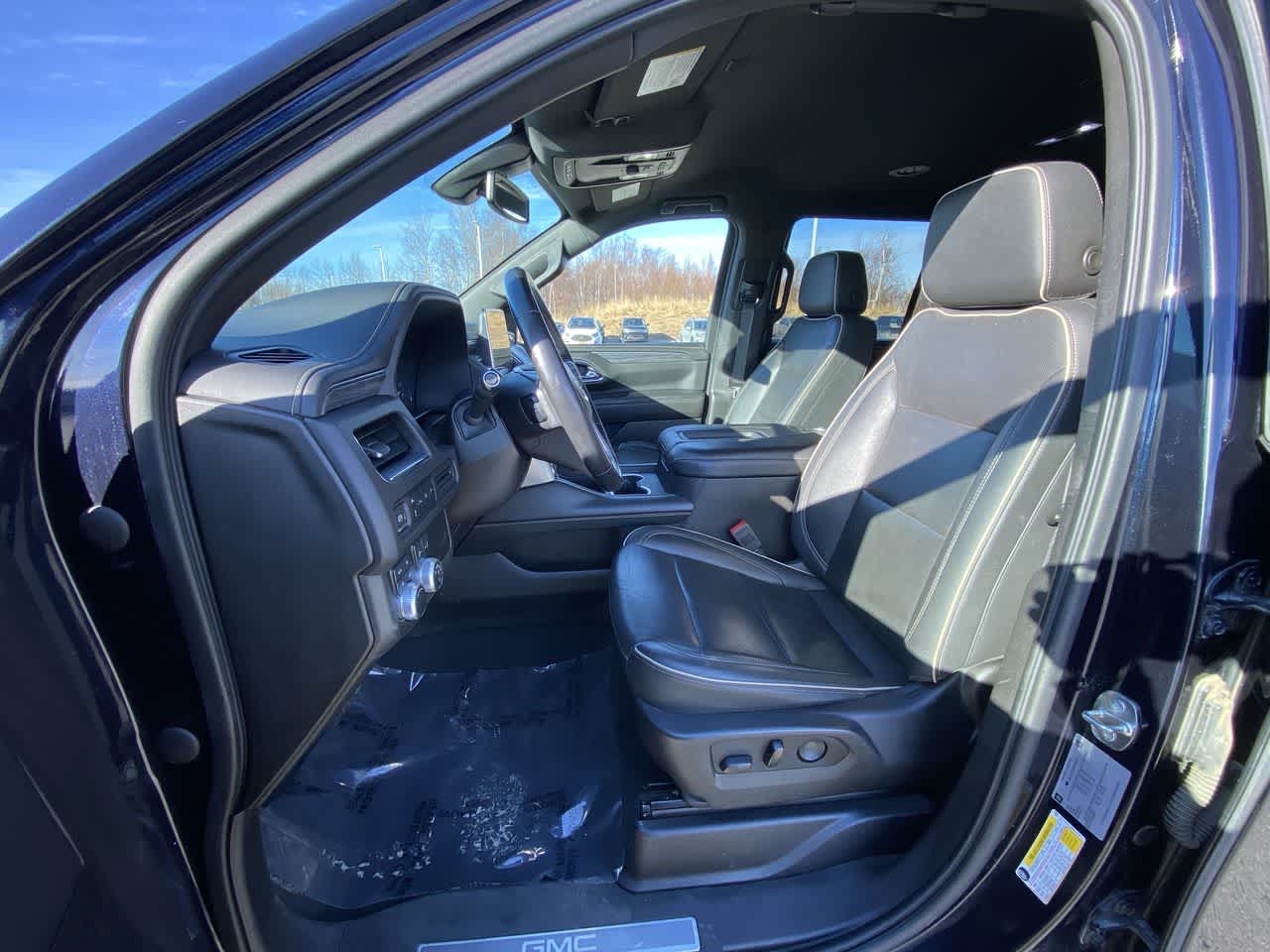 Thumbnail: 2021 GMC Yukon - 17