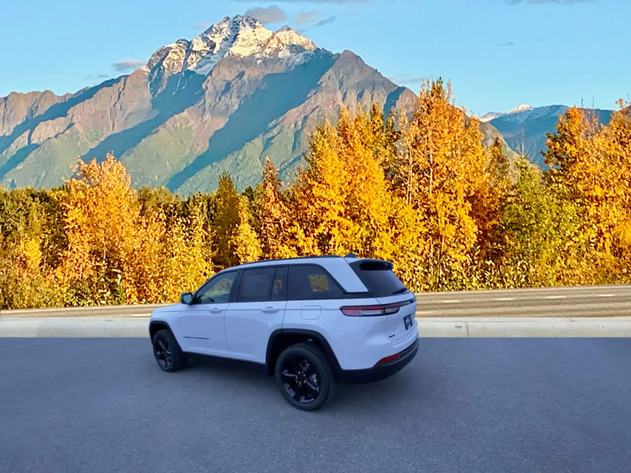 Thumbnail: 2025 Jeep Grand Cherokee - 3