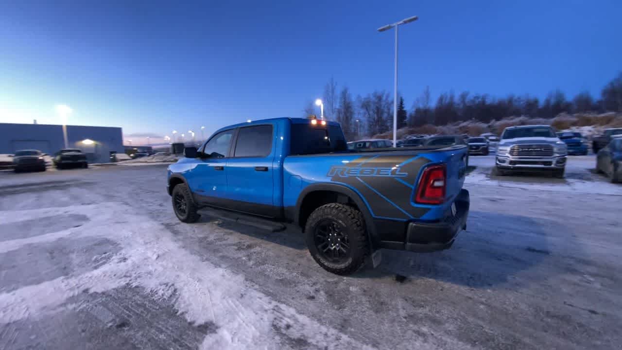 Thumbnail: 2025 RAM 1500 - 9