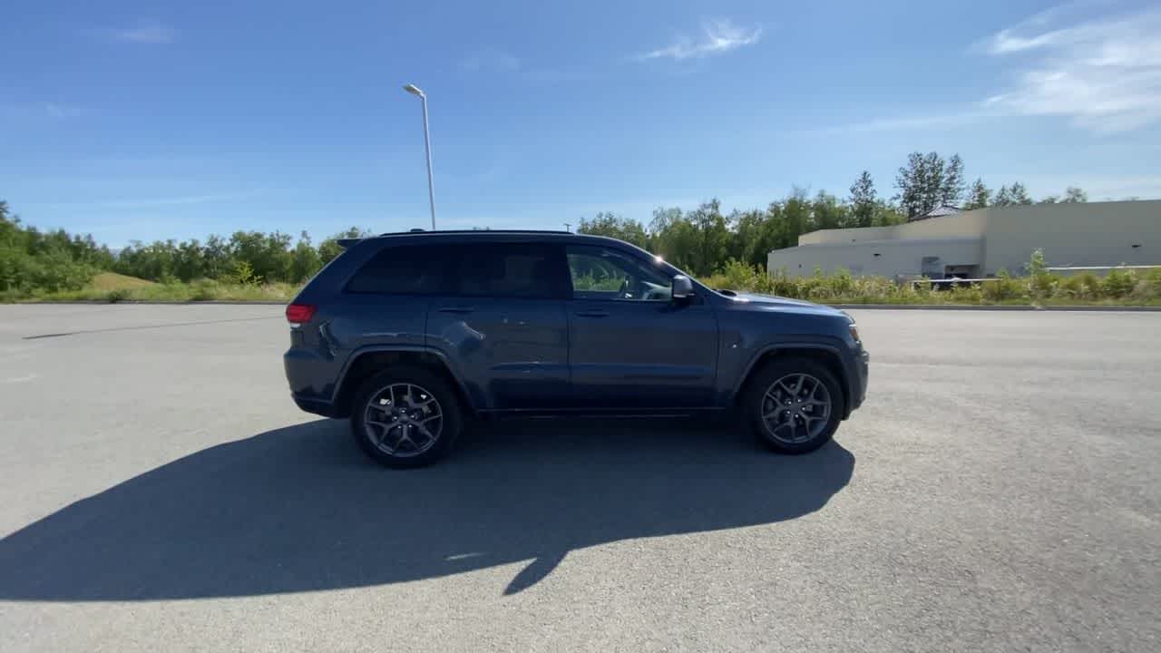 Thumbnail: 2021 Jeep Grand Cherokee - 15