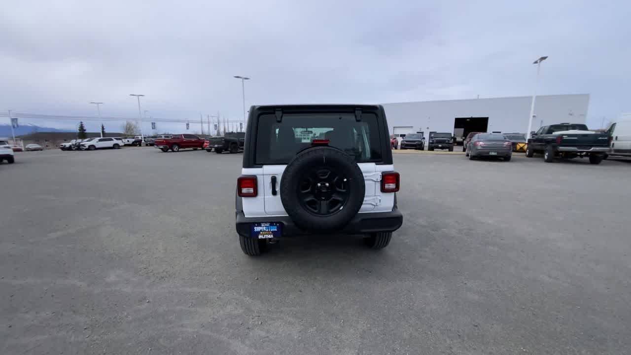 Thumbnail: 2025 Jeep Wrangler - 11