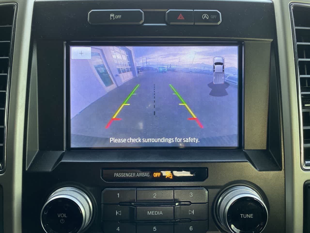 Thumbnail: 2019 Ford F-150 - 17