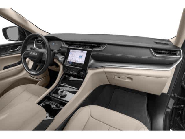 2025 Jeep Grand Cherokee Laredo 15