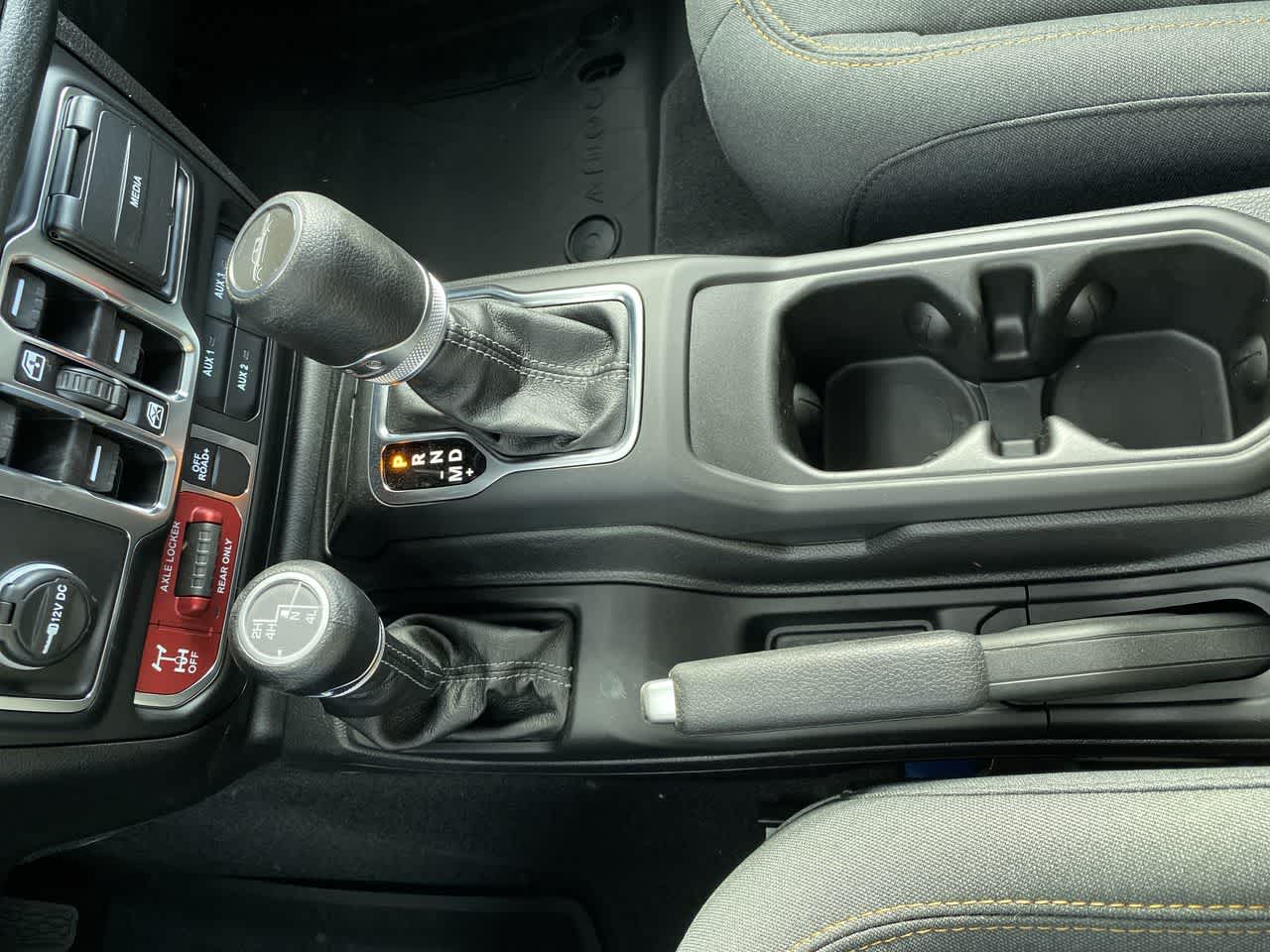 Thumbnail: 2025 Jeep Gladiator - 26