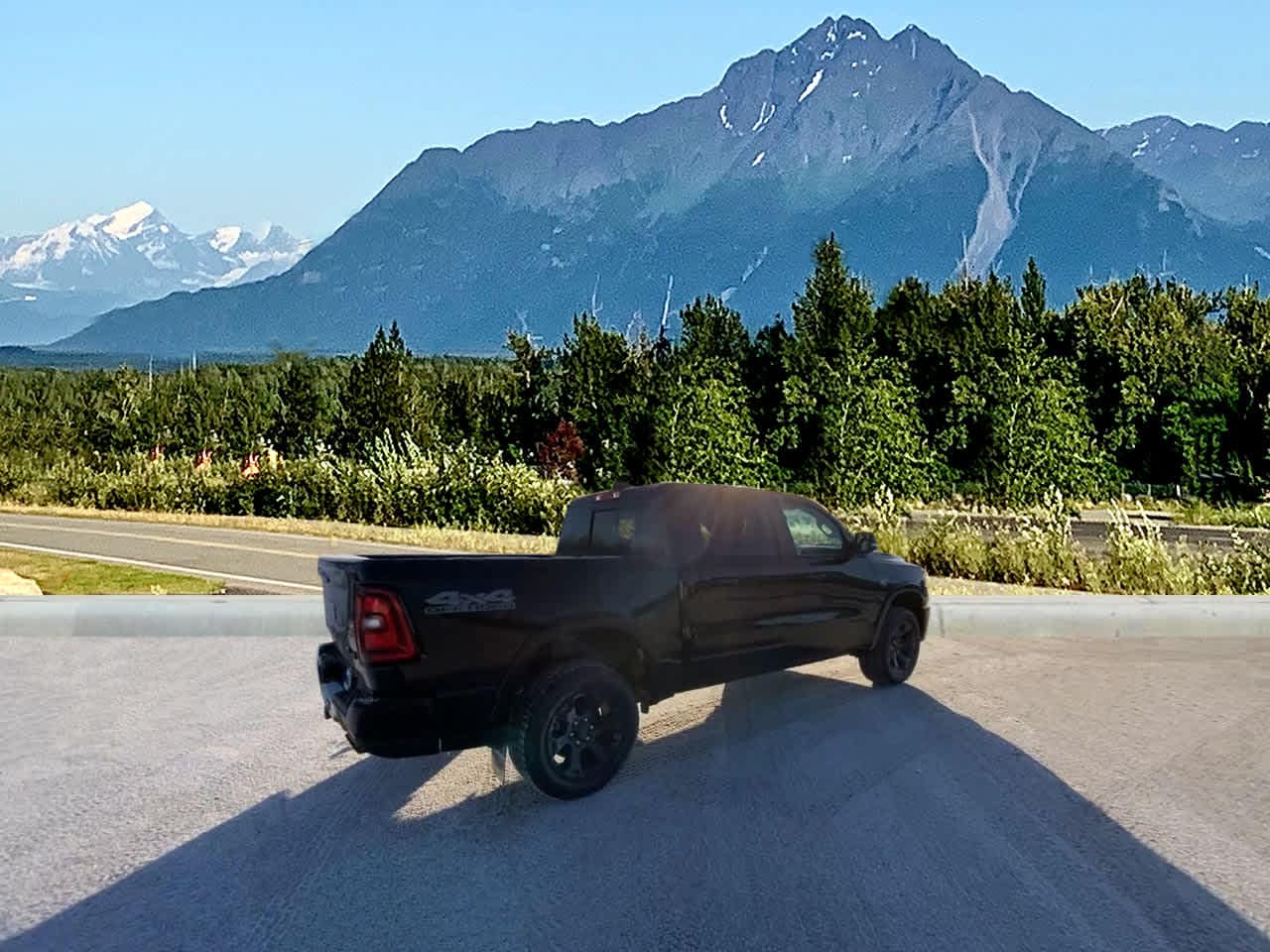 Thumbnail: 2026 RAM 1500 - 6