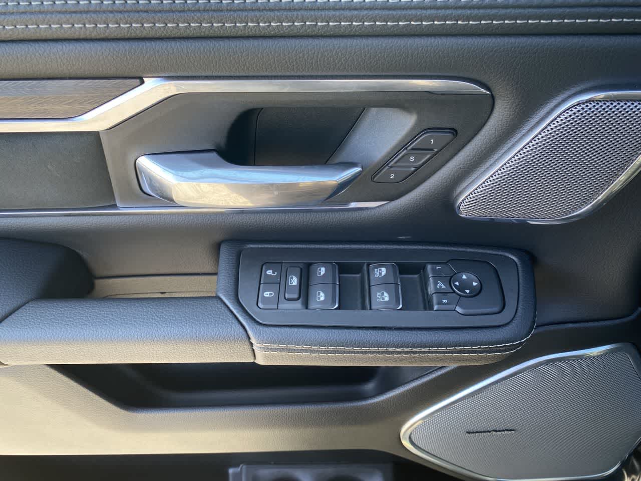 Thumbnail: 2026 RAM 1500 - 13