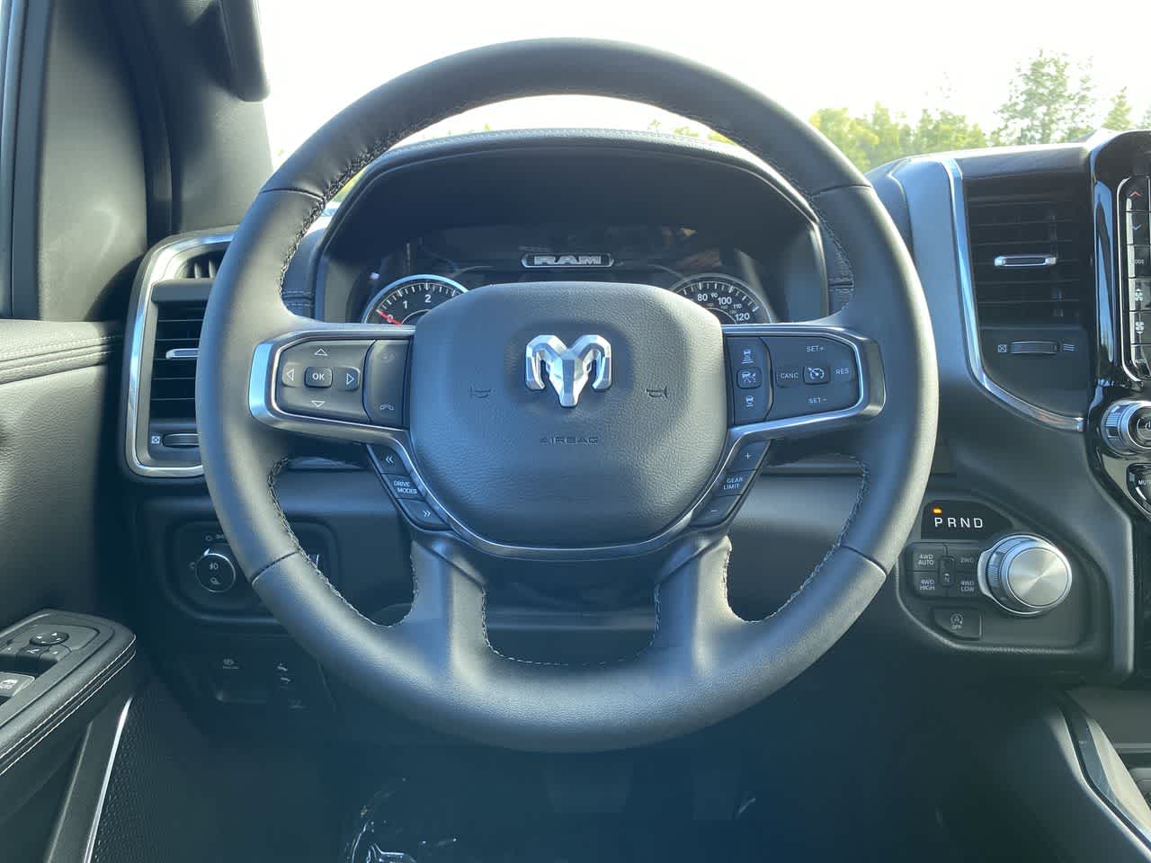 2025 RAM 1500 Laramie 14