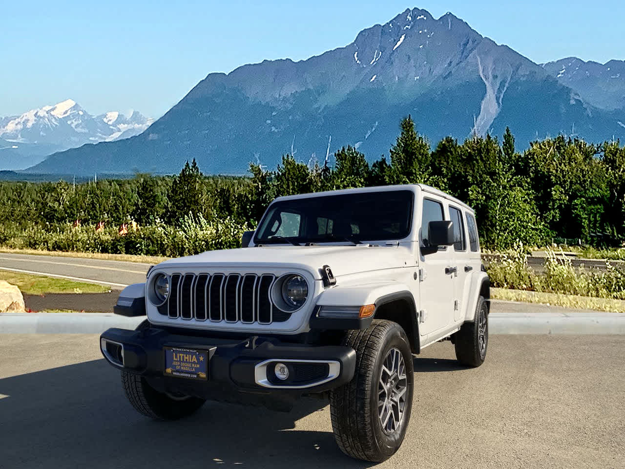 2025 Jeep Wrangler Sahara's photo