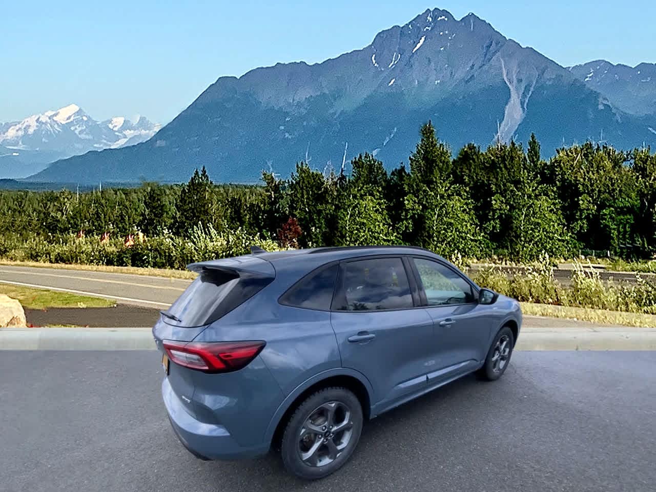 Thumbnail: 2023 Ford Escape - 6