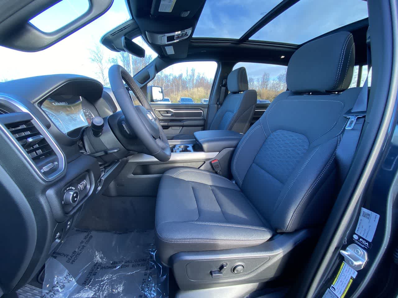 Thumbnail: 2026 RAM 1500 - 11