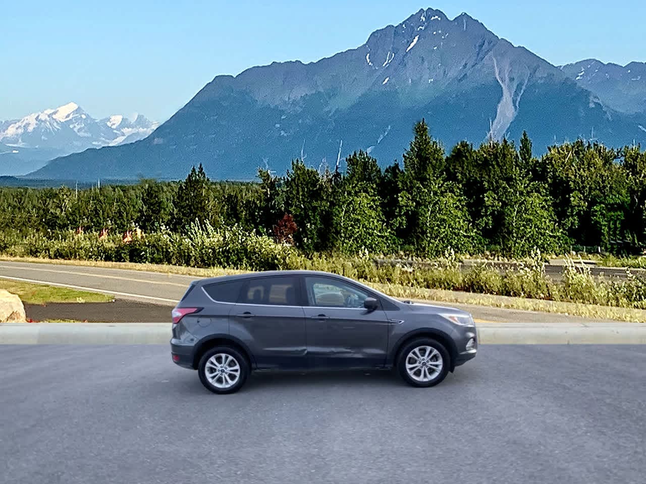 Thumbnail: 2017 Ford Escape - 7
