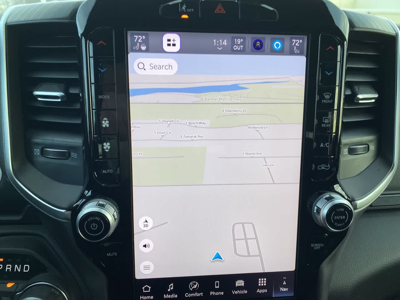 Thumbnail: 2026 RAM 1500 - 18