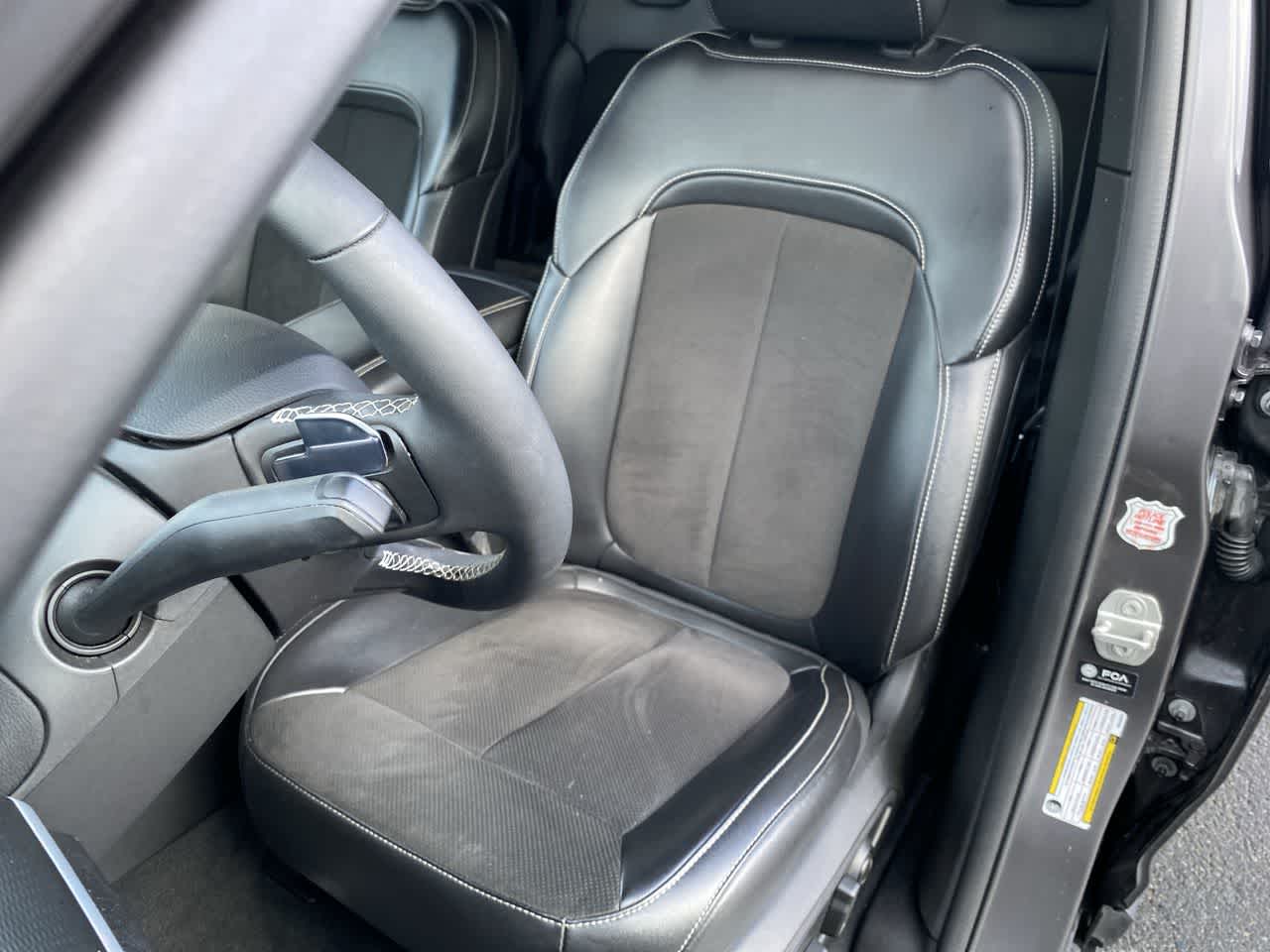 Thumbnail: 2024 Jeep Grand Cherokee L - 11