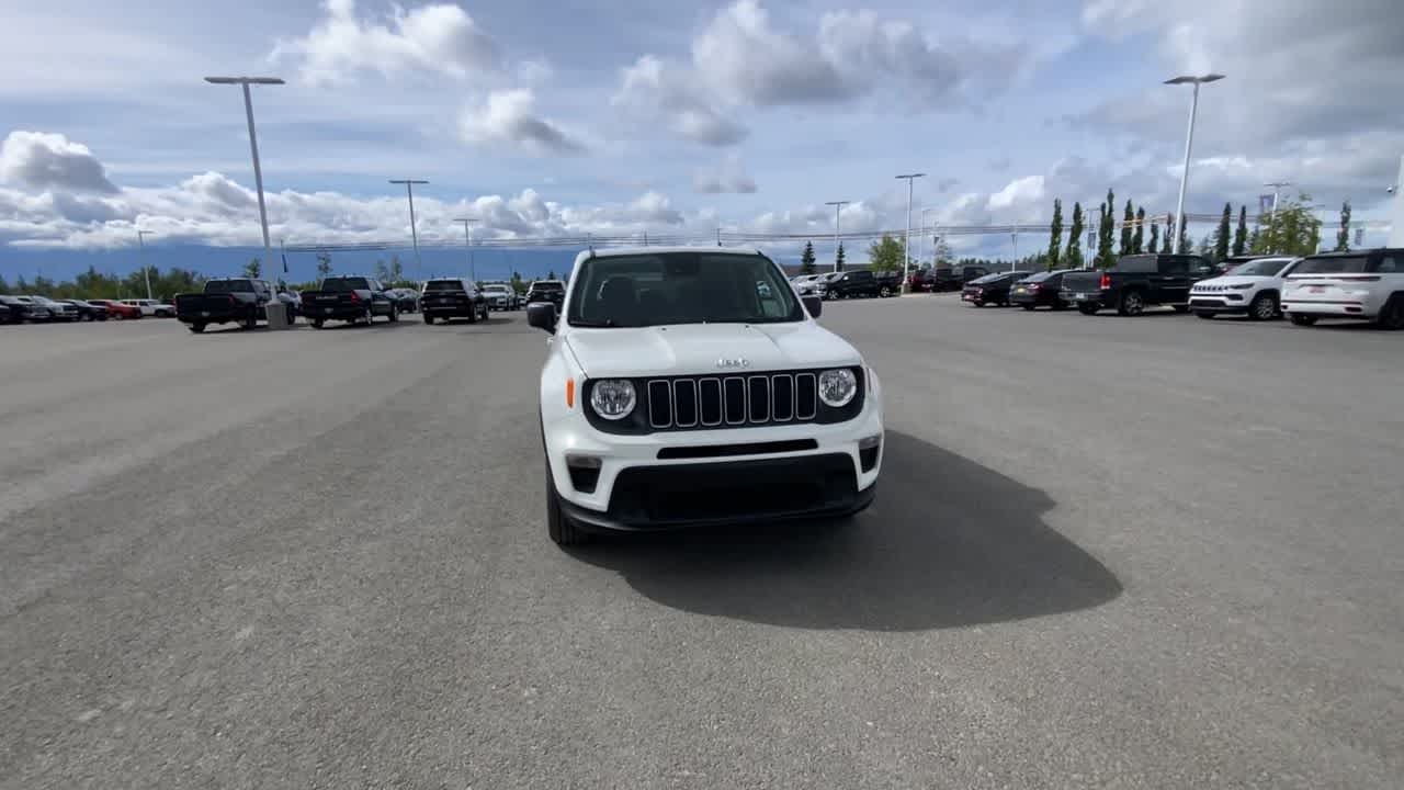 Thumbnail: 2023 Jeep Renegade - 8