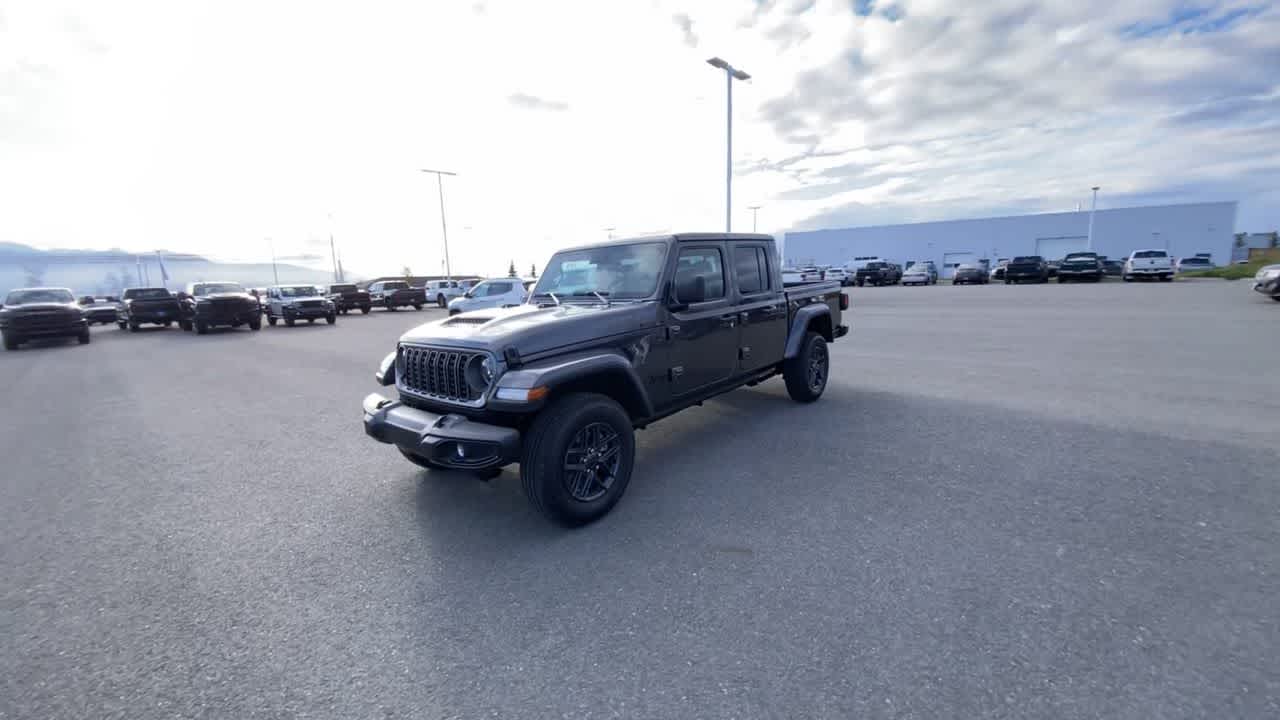 Thumbnail: 2025 Jeep Gladiator - 9