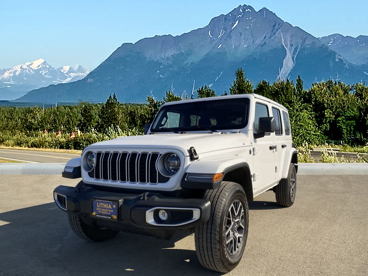 2025 Jeep Wrangler Sahara's photo