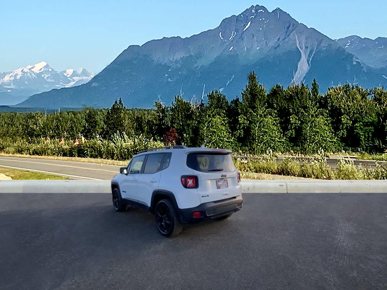 Thumbnail: 2022 Jeep Renegade - 3
