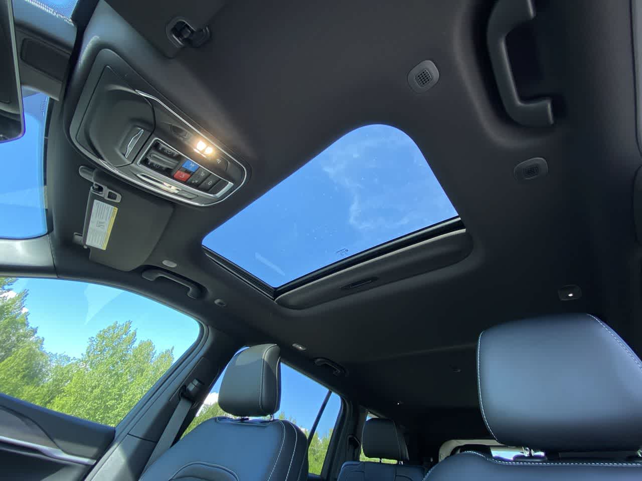 Thumbnail: 2026 Jeep Grand Cherokee - 23