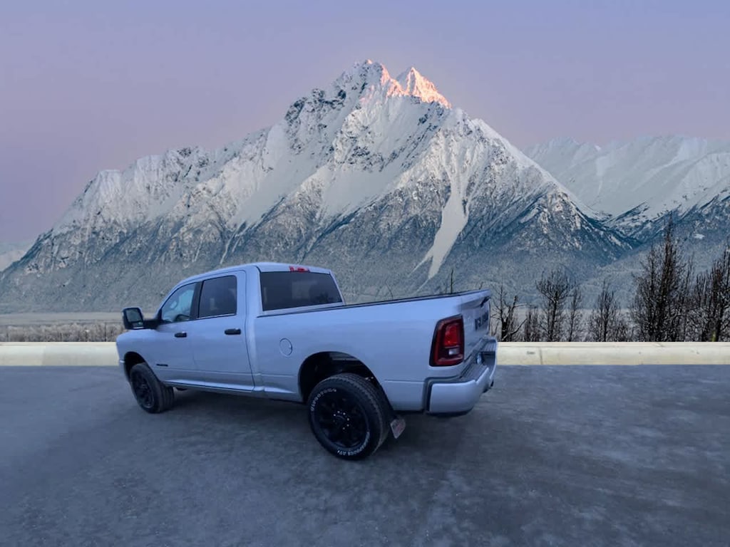 New 2026 Ram 2500 BIG HORN CREW CAB 4X4 6'4 BOX Pickup