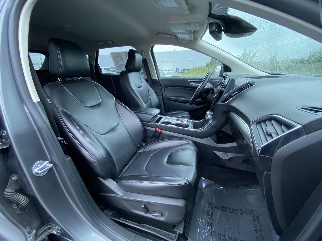 Thumbnail: 2022 Ford Edge - 31