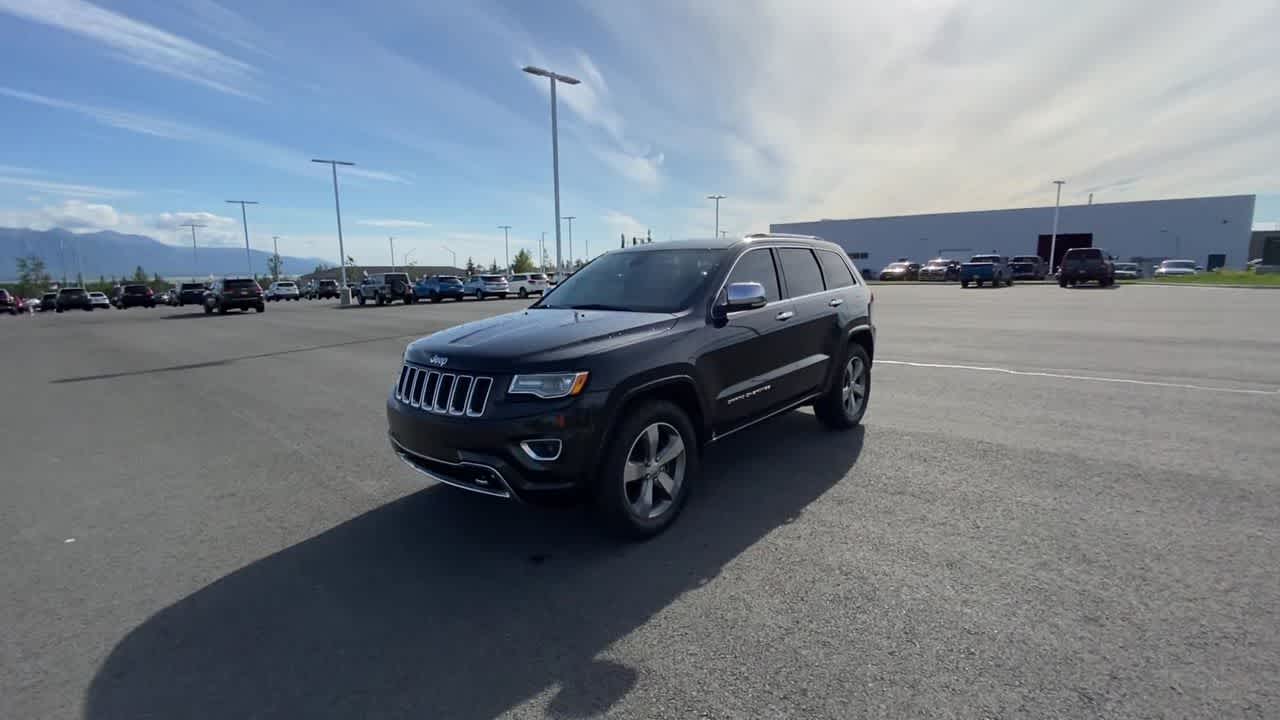 Thumbnail: 2015 Jeep Grand Cherokee - 9