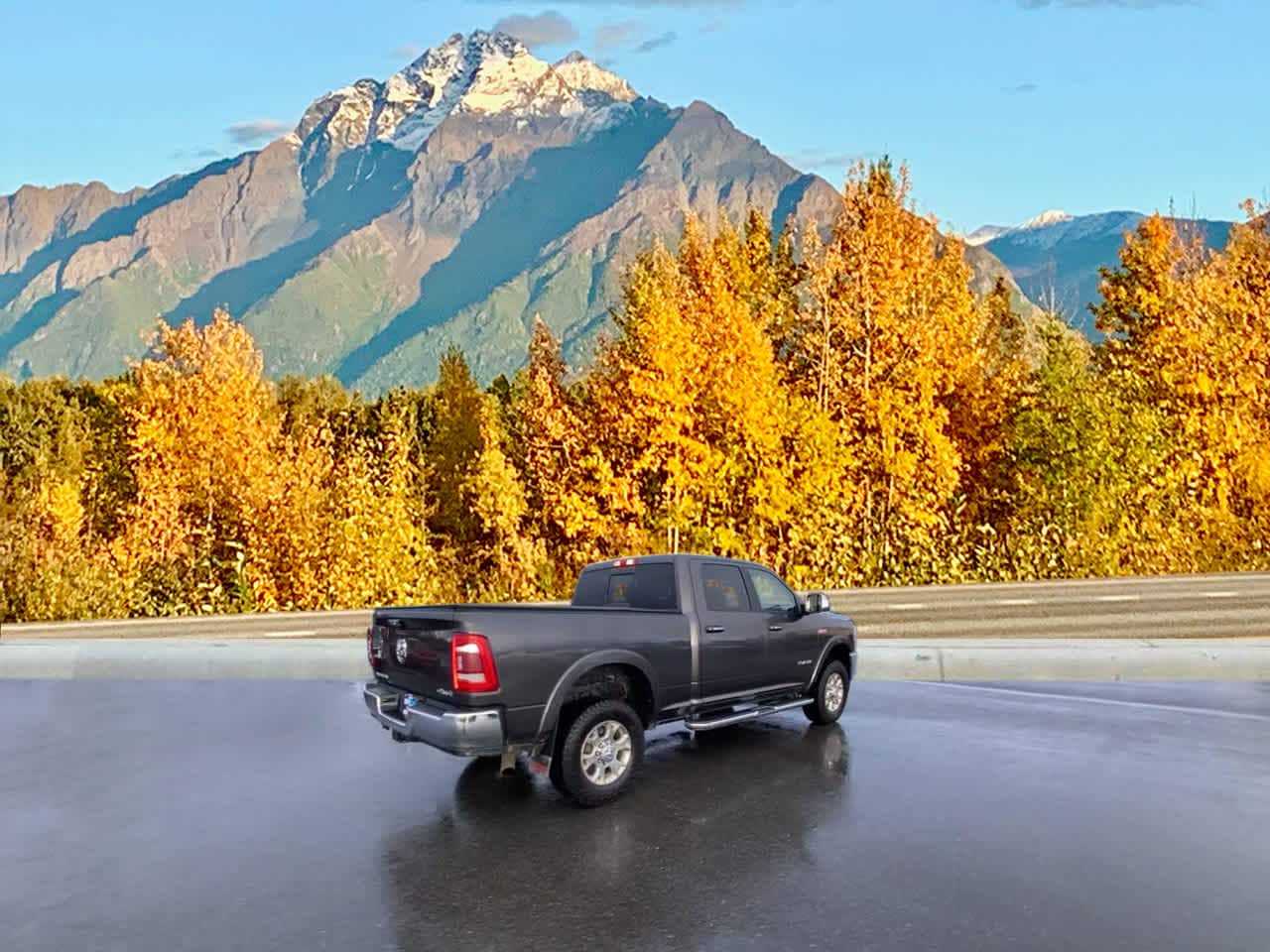 Thumbnail: 2022 RAM 2500 - 6