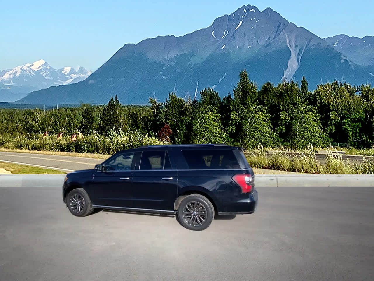 Thumbnail: 2021 Ford Expedition MAX - 4