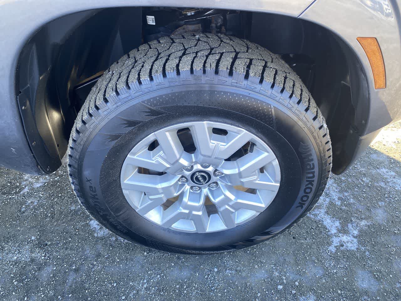 Thumbnail: 2022 Nissan Frontier - 10