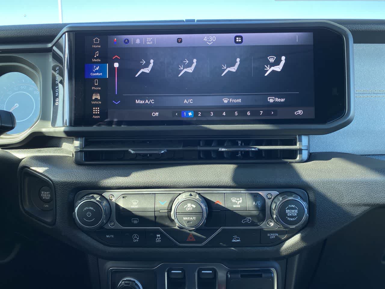 Thumbnail: 2026 Jeep Wrangler - 25