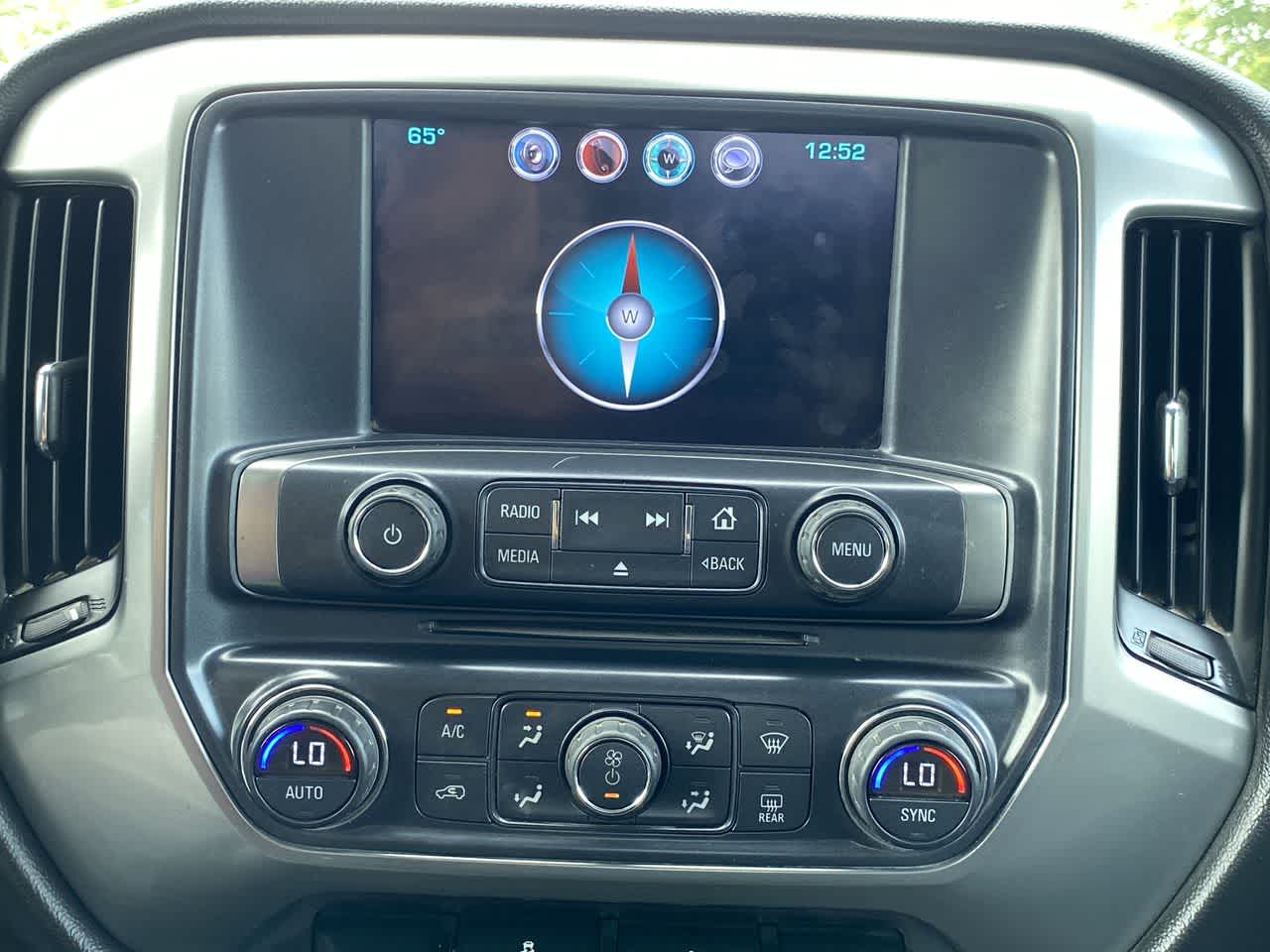 Thumbnail: 2016 Chevrolet Silverado 1500 - 18
