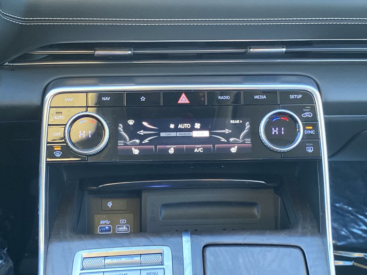 Thumbnail: 2024 Genesis GV80 - 19