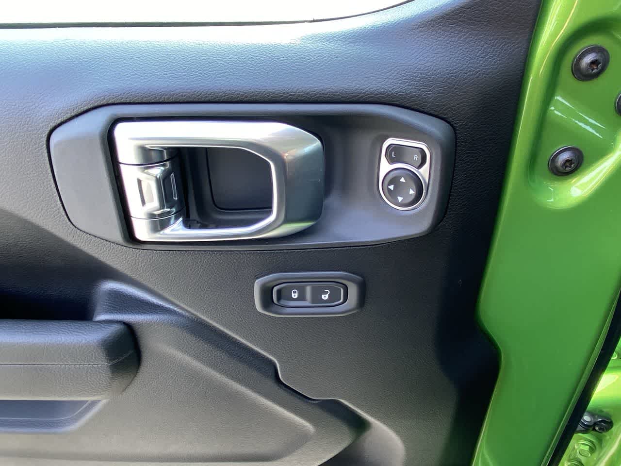 Thumbnail: 2025 Jeep Wrangler - 13