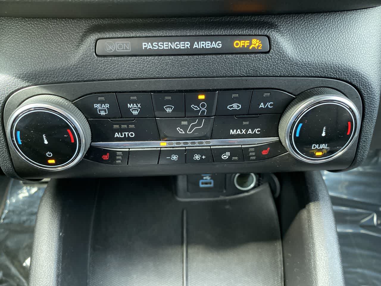 Thumbnail: 2023 Ford Escape - 25