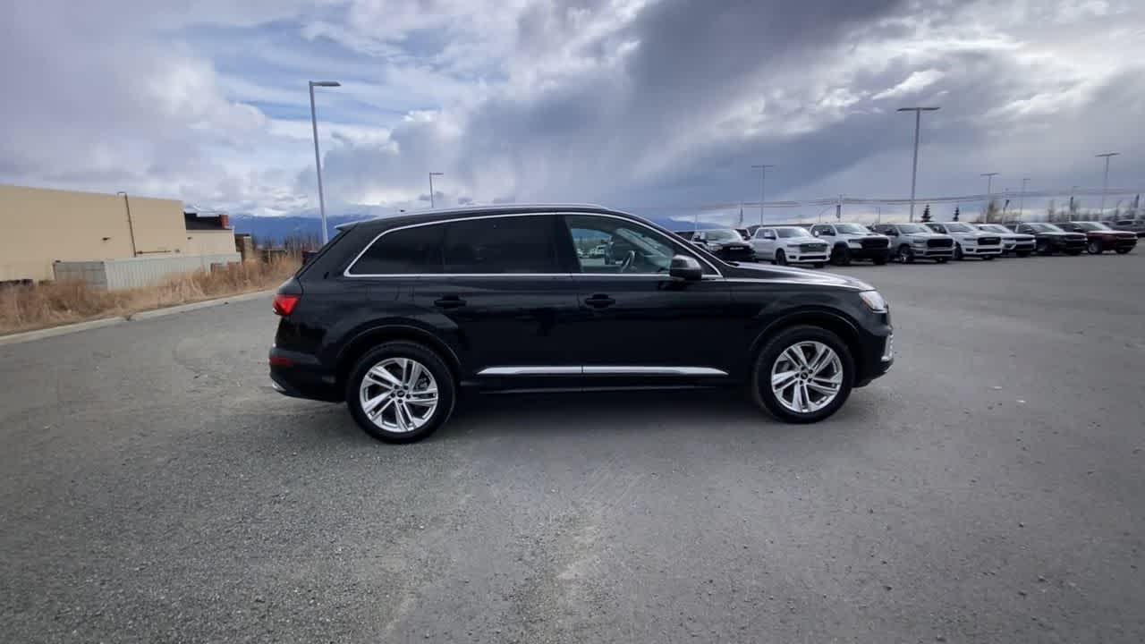 Thumbnail: 2023 Audi Q7 - 15