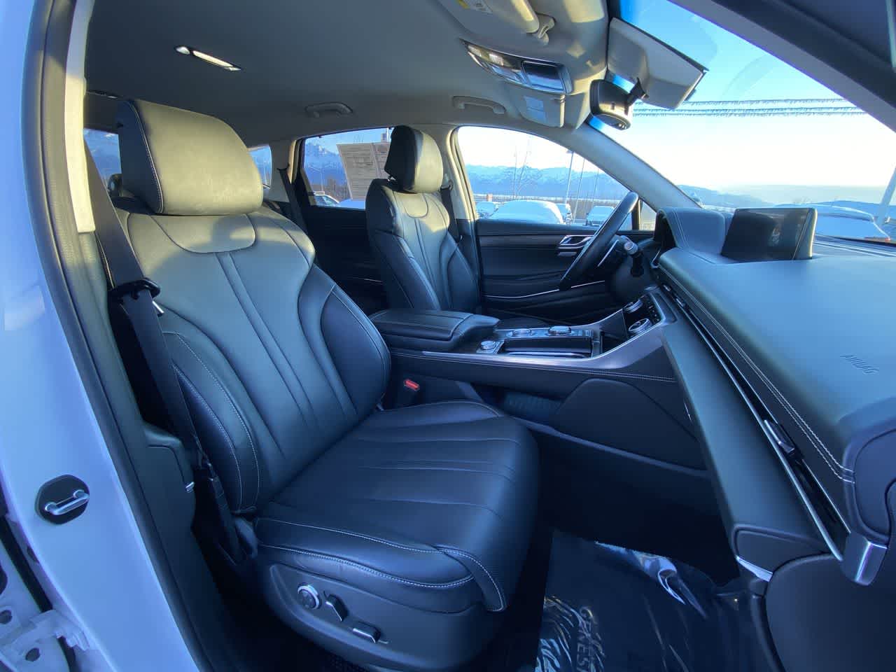 Thumbnail: 2024 Genesis GV80 - 26