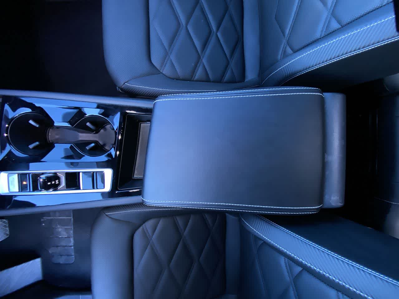 Thumbnail: 2025 Volkswagen Atlas - 21