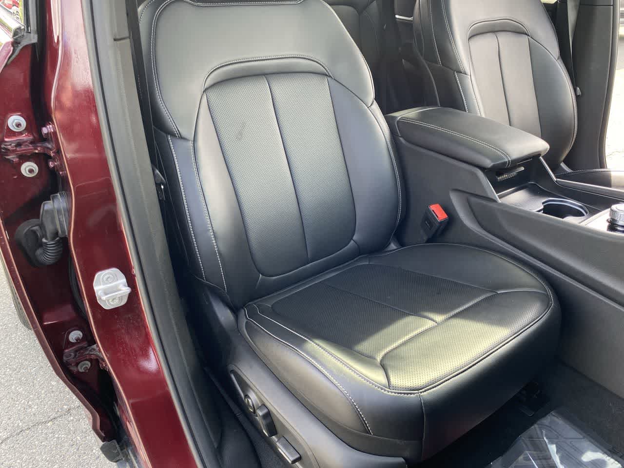 Thumbnail: 2025 Jeep Grand Cherokee - 26