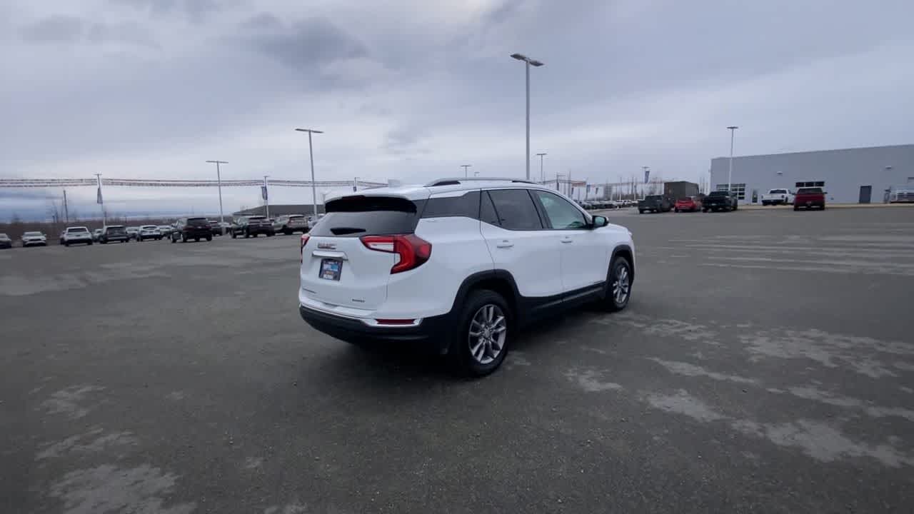 2023 GMC Terrain SLT 13